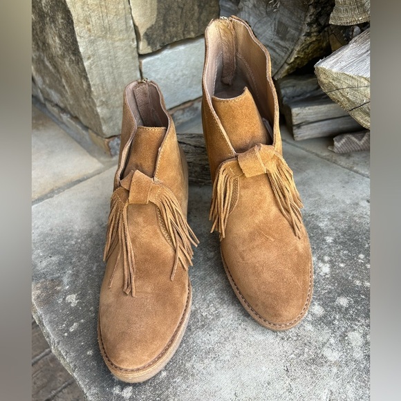 UGG Corin Chestnut leather suede ankle Boots with Fringe & back zip Sz-8. N - Picture 3 of 12